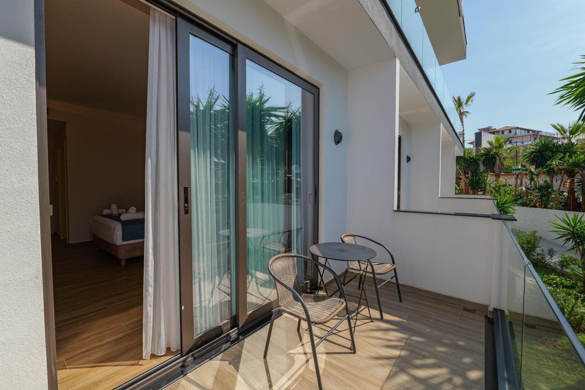 Hotel Denoel 4*
