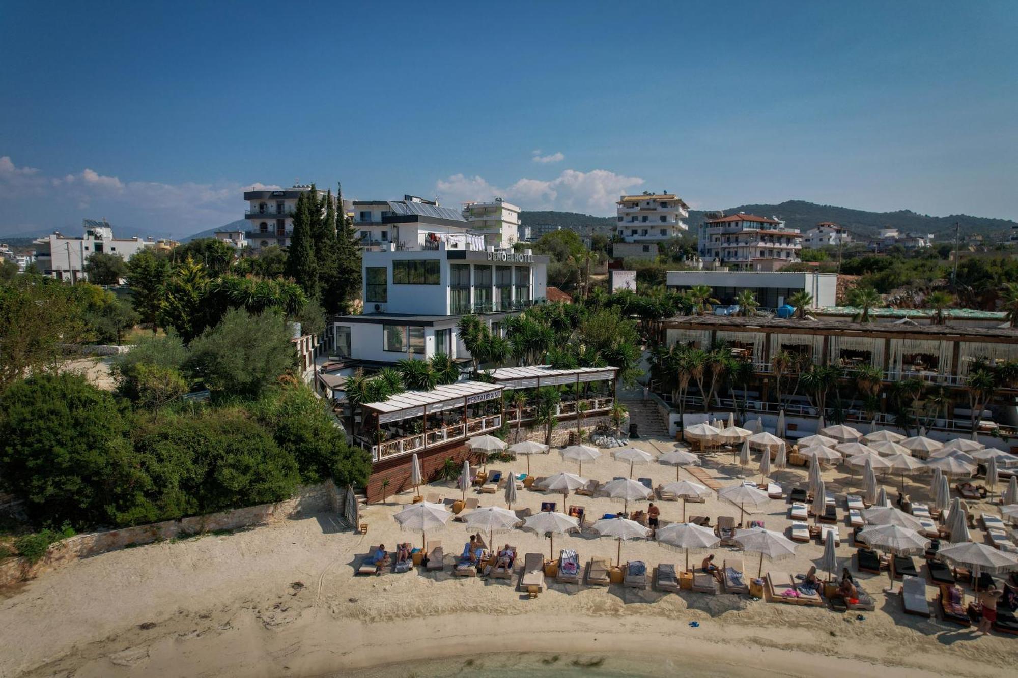 Denoel Hotel 4*