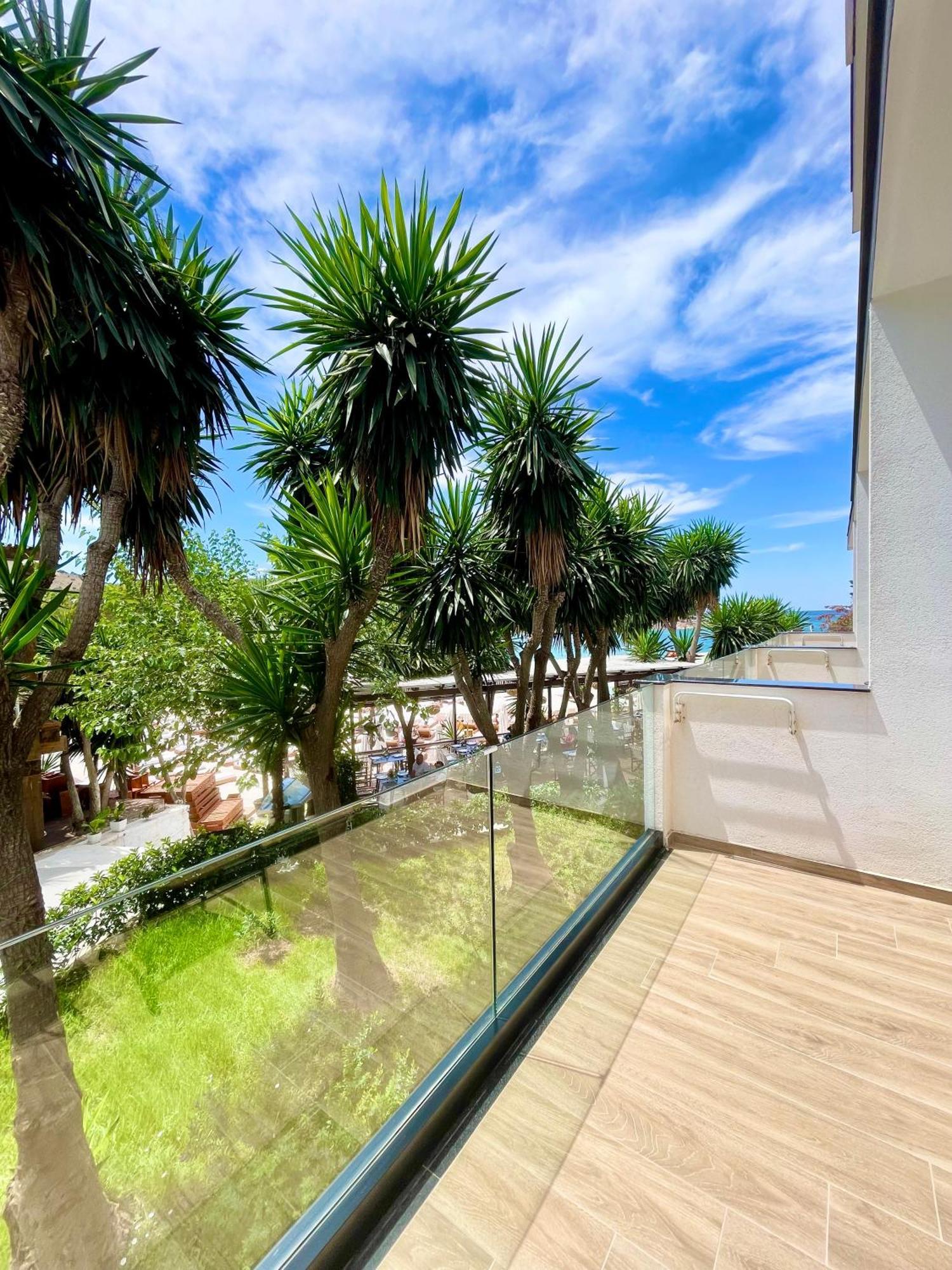 Denoel Hotel 4*
